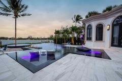 Modern pool design with expansive sun shelf Modern pool design with expansive sun shelf