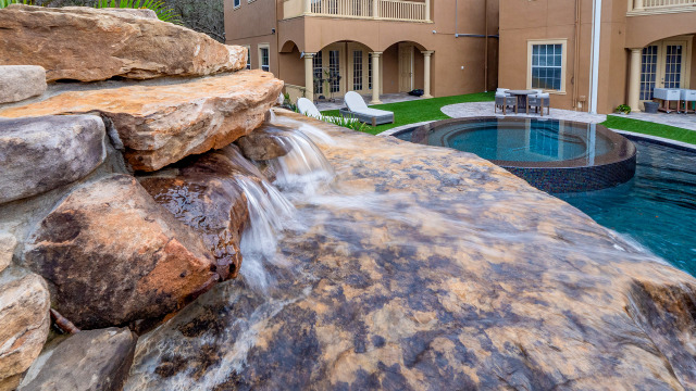 Orlando-Luxury-Pool-Builder_0000s_0010_26