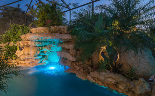 Blue lights accentuate the turquoise stone in the grotto