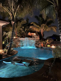 Pool-and-backyard-lighting2