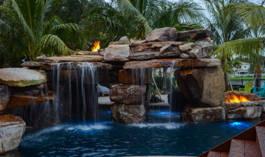 Backyard-custom-pool-resort-wellington-florida--5