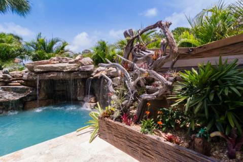 Waterfall-grotto-planter-Custom-Designer-Swimming-Pool-Nokomis-4930