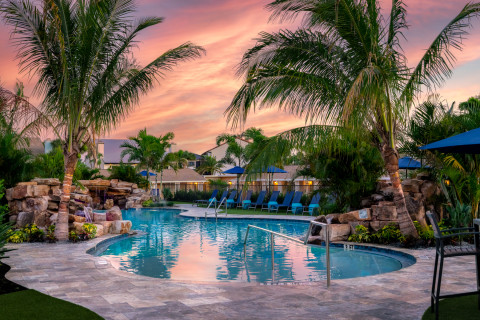 Tropical-Beach-Siesta-Hotel-Low-Res-2