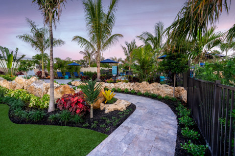 Tropical-Beach-Siesta-Hotel-Low-Res-4