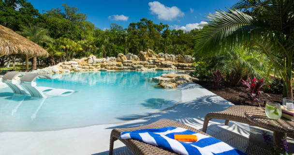 Sarasota-custom-pool-tropical-lagoon-0165