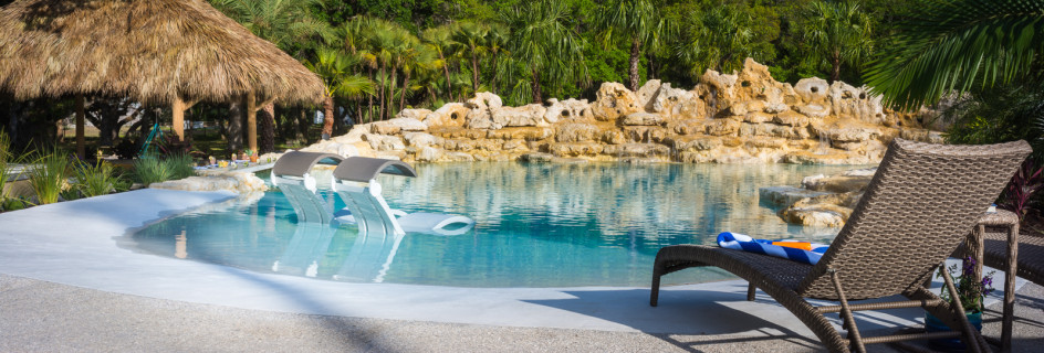 Sarasota-custom-pool-tropical-lagoon-2-17
