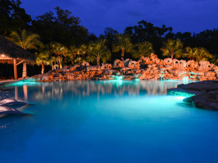 Sarasota-custom-pool-tropical-lagoon-9856