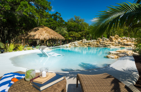 Picture of Tiki Hut Custom Built Pools