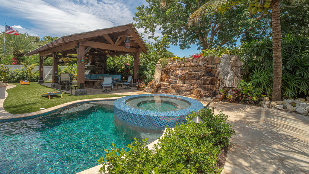 Big Things in Small Spaces Backyard in Palmetto, Florida Image of Lucas Lagoons Designer Series Pool Lucas Lagoons Designer Series Pool