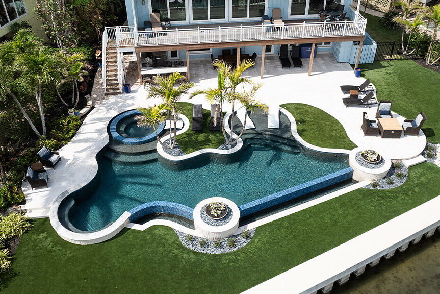 Modern Pool In Sarasota