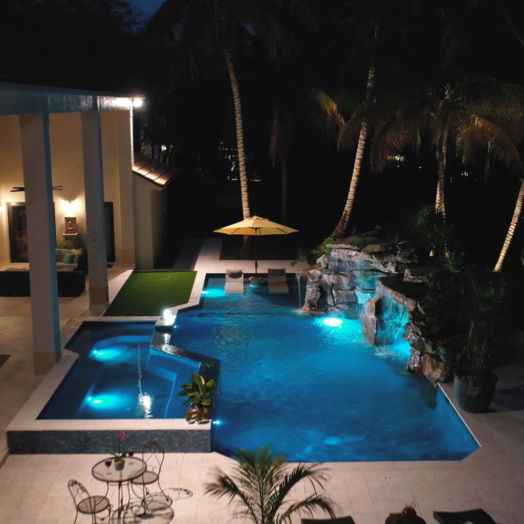 Image of LUCAS LAGOONS  DESIGNER SERIES