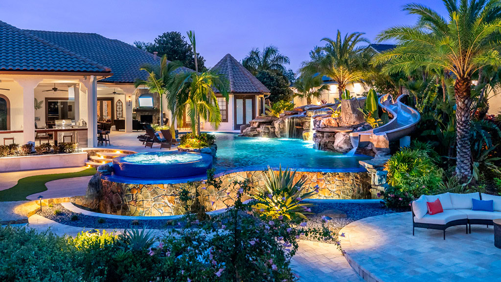 Resort Style Backyard Pools